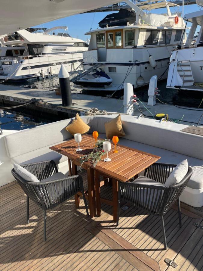 Yate Hotel Stv برشلونة المظهر الخارجي الصورة